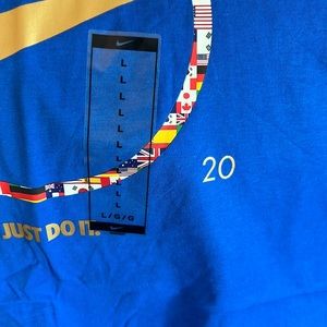 Nike tee shirt with tags